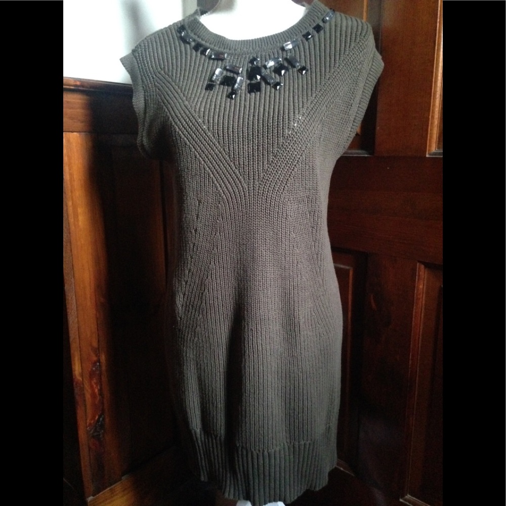 🎈Last price drop to donating. EUC Simply Vera sleeveless sweater dress/tunic.